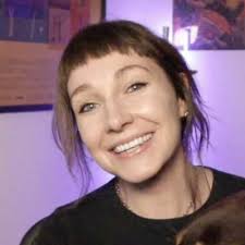 Lisa Barceló (@TheLisaBarcelo)