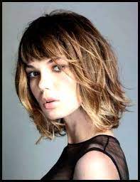 Haare Haarschnitte Und Frisuren Fur Herbst Und Winter 2017 39 18 Frisuren Haare Haarsch Haar Styling Haarschnitt Ideen Stufenhaarschnitt
