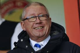 Chairman Paul Scally offers contract extension to Gillingham boss Steve  Lovell