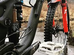 Homemade carbon fiber tt bike: Sweet Build With Our F150 Trek Slash Diy Carbon Bikes Facebook
