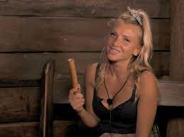 Kein wunder, dass ihre gemeinsame show „denn sie wissen nicht, was passiert ein voller erfolg ist. Evelyn Burdecki Hat Einen Plan Nach Dschungelcamp So Will Sie Schlau Werden Tv