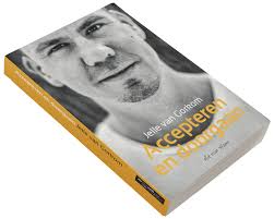Nu revalideert hij in de luwte na een heftig ongeluk. Bmx Hero Jelle Van Gorkom Released Book Accepteren En Doorgaan So Pr