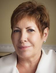 Kasey Holman's Instagram, Twitter & Facebook