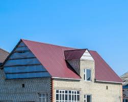 Metal roof designs can differ greatly depending on the manufacturer, and so can the metal roof colors available to you. Exterior Paint Color To Coordinate With Maroon Iron Roof Thriftyfun