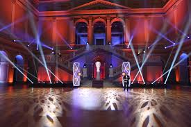 Český lev je prestižní české filmové ocenění udělované od roku 1993 na základě hlasování členů české filmové a televizní akademie. Yhl7u7orf3rdjm