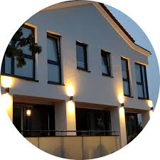 Herzlich willkommen in der wohnung dünenblick 12c wohnung 3 lage die reetgedeckte ferienanlage achtern diek liegt etwas außerhalb des ortes in richtung müggenburg direkt hinter dem deich. Urlaub Auf Fehmarn Ihr Hotel Auf Fehmarn Gold Haus Achtern Diek Fehmarn