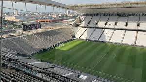 Imponência, gramado impecável, descuido e paixão: por dentro da NeoQuímica Arena, palco de Corinthians x Athletico