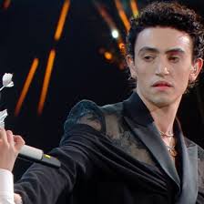 Arisa e michele bravi voto 6.5. Fp6d2qalytiwum