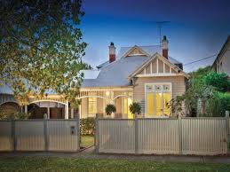 Weatherboard Houses For Sale The Stylist Splash Weatherboard House Facade House Edwardian House