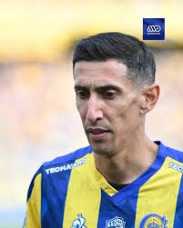 Corría el año 1995, y Diego Armando Maradona visitaba Chile junto a amigos  como Claudio Borghi, Hernán Díaz, Ricardo Altamirano, Alberto Acosta y  Néstor Gorosito, para enfrentar en un partido de futsal