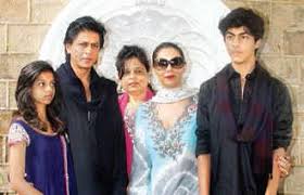 3 favourite things of srk Shah Rukh Khan Don T Want My Kids Aryan Suhana And Abram To Be My Heirs The Economic Times