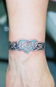 Finished up this nxy/nott goddess on marni from new york while up guesting at off the map tattoo nw. Wrist Band With Heart Celtic Tattoo For Women Cool Wrist Tattoos Wrist Tattoos For Guys