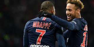 I federiciani, ripescati dalla figc, tornano nel professionismo a tre anni di distanza da quella drammatica estate del 2018. Probabili Formazioni Psg Tolosa Ligue 1 Giornata 14 23 11 2018 La Notizia Sportiva Il Web Magazine Sportivo
