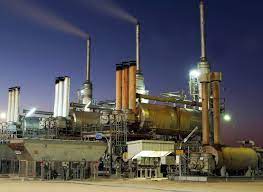 له نحو 600 مصنف، ولد سنة (849 هـ) ونشأ في القاهرة يتيما (مات والده وعمره خمس سنوات) ولما بلغ أربعين سنة اعتزل الناس، وخلا بنفسه في روضة المقياس، على النيل، منزويا عن أصحابه جميعا، كأنه لا يعرف أحدا منهم، فألف أكثر كتبه. Ø§Ù„ØªØ³Ù„Ø³Ù„ Ø§Ù„Ø²Ù…Ù†ÙŠ Ù„Ø£Ø³Ø¹Ø§Ø± Ø§Ù„Ù†ÙØ· Ø¹Ø¨Ø± Ø§Ù„ØªØ§Ø±ÙŠØ® Ù‚Ù†Ø§Ø© Ø§Ù„ØºØ¯