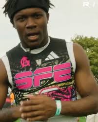 Arch Manning can do it all 🤯🔥