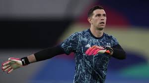 Después de que la red de veedurías ciudadanas interpuso una tutela a la federación colombiana de fútbol pidiendo anular el partido brasil vs. Emi Martinez No Me Siento Observado Por Ser Arquero As Argentina