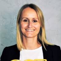 Michelle Widmann's Instagram, Twitter & Facebook