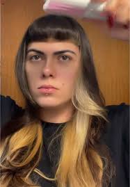 Come Farsi Le Bangs Sui Capelli Senza Frangia