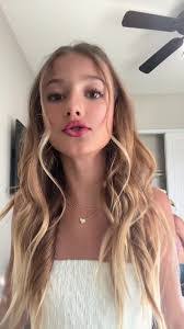 Melissa Autrey's Instagram, Twitter & Facebook