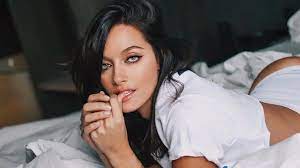 La estrella pop se lució en su primera gran presentación como cantante solista en vórterix. Paulo Dybala Girlfriend Oriana Sabatini