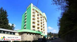 Noi ne doream un sejur convenabil ca pret, aproape de casa si hotelul sa aiba piscina. Hotel Alunis Sovata Pret De La 625 Lei Persoana Pachet