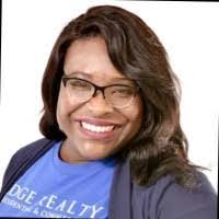 Ebony Kelly's Instagram, Twitter & Facebook