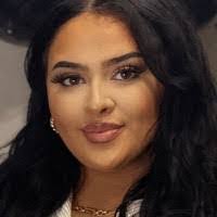 Olivia Bogle's Instagram, Twitter & Facebook