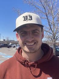 U-Talk: Should the U.S. increase, decrease or maintain the same level of  support for Ukraine?