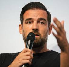 Metzelder appeared in ten complete matches in the season's champions league, in an eventual semifinal run. Christoph Metzelder Als Trainerpraktikant Zu Preussen Munster Welt
