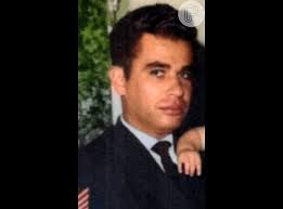 Foto: Antônio Luis de Oliveira Ayrosa Galvão era taxista e foi assassinado,  sendo homenageado pelo filho, Fábio Júnior, anos depois