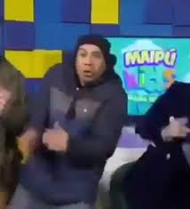 Literalmente empezaron a llenar la hueá con porno en el hilo de cathy barriga y a bumpear con una misma id el hilo de una maraca que no tiene que ver con chile. Adm Radio Auf Twitter Exclusivo Trabajador Matinal De Cathy Barriga Confiesa Los Del Piccola Italia Se Quejan De Abusos Y Malos Tratos Pero Weon Mirennos A Nosotros Somos Obligados A Salir En Pantalla