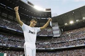 It is due to be built by 2017 at a cost of £330m. 80 000 Fans Welcome Ronaldo To Real Madrid The San Diego Union Tribune