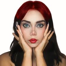 Kity Cute debuta con energía en su sencillo 'Aspirina'