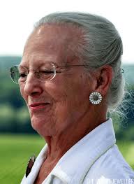 French Daisies for Queen Margrethe