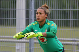 Em 2011, o brasil disputou a copa do mundo de futebol feminino na alemanha, treinada por kleiton lima a equipe que tinha jogadoras como marta, cristiane e érika encerrou a primeira fase com 100% de aproveitamento e a melhor campanha dentre as 8 seleções que se classificaram para a segunda fase: Barbara E Darlene Sao Desconvocadas Da Selecao Feminina Por Lesao Confederacao Brasileira De Futebol