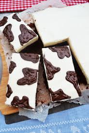 Grosser Tag Kleine Pause Meine Schoko Milchschnitten In 2020 Milchschnitte Kuh Kuchen Desserts Ohne Backen