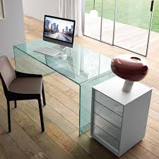 This high quality tempered glass waterfall table was designed by angelo cortesi and manufactured by fiam italia along with a large series of other bent glass tables and consoles. Fiam Italia Curved Glass Furniture That S Classy