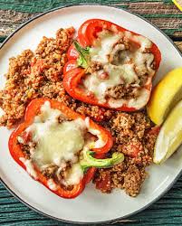 Healthy Stuffed Peppers With Quinoa And Ground Beef More Easy Recipes On Hellofresh Com Stuffed Peppers Hello Fresh Recipes Recipes