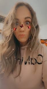 Ashley Dix's Instagram, Twitter & Facebook