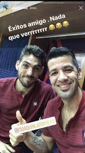 Joaquín oscar larrivey is an argentine footballer who plays as a centre forward for universidad de chile. Le Desearon Lo Mejor Jugadores De Cerro Porteno Despidieron A Joaquin Larrivey A Traves De Instagram Emisora Bullanguera