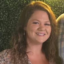 Sandra Seal's Instagram, Twitter & Facebook