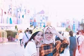Her birth sign is aries and her life path number is 7. Jarang Terekspos Adik Youtuber Nanda Arsyinta Yang Juga Menawan Abis