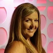 Vicky Pace's Instagram, Twitter & Facebook