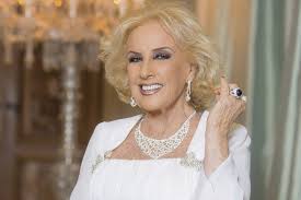 Check spelling or type a new query. Almorzando Con Mirtha Legrand 1968