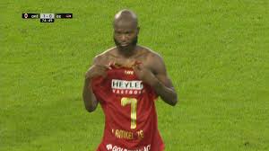 Check all the information and latest news about d. Pure Slapstick Lamkel Ze Scoort Pakt Tweede Geel Voor Viering En Verlaat Het Veld Als Een Keizer Europa League Sporza