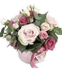 Apium food realizează livrări la domiciliu în bacău. Floraria Master Flower Florarie In Bacau Www Masterflower Ro Flowers Floral Wreath Floral