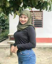Tiktok jilbab ketat nonjol pol goyang hot body semok montok | ukhti jilboobs. Ukhti Nonjol Arab Girls Hijab Beautiful Arab Women Girl Hijab