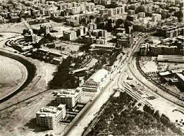 مصر الجديدة فى العشرينات صورة جويه نادرة جميله لميدان روكسى الان ويظهر ملاهى لونابارك على يسار الشارع Egypt Egypt History Aswan