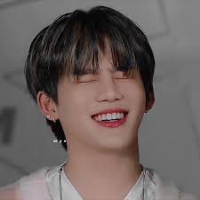 Nevaeh Perry (nevaeh8064)