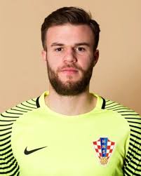 👉 Marko Marić član nogometnog kluba HŠK Zrinjski Mostar. 👉 Marko sa  svojih tek 29 godina iza sebe ima zavidnu karijeru, gdje je nastupao za  Rapied Wien, TSG Hoffenheim, Hannover 96, Lechia